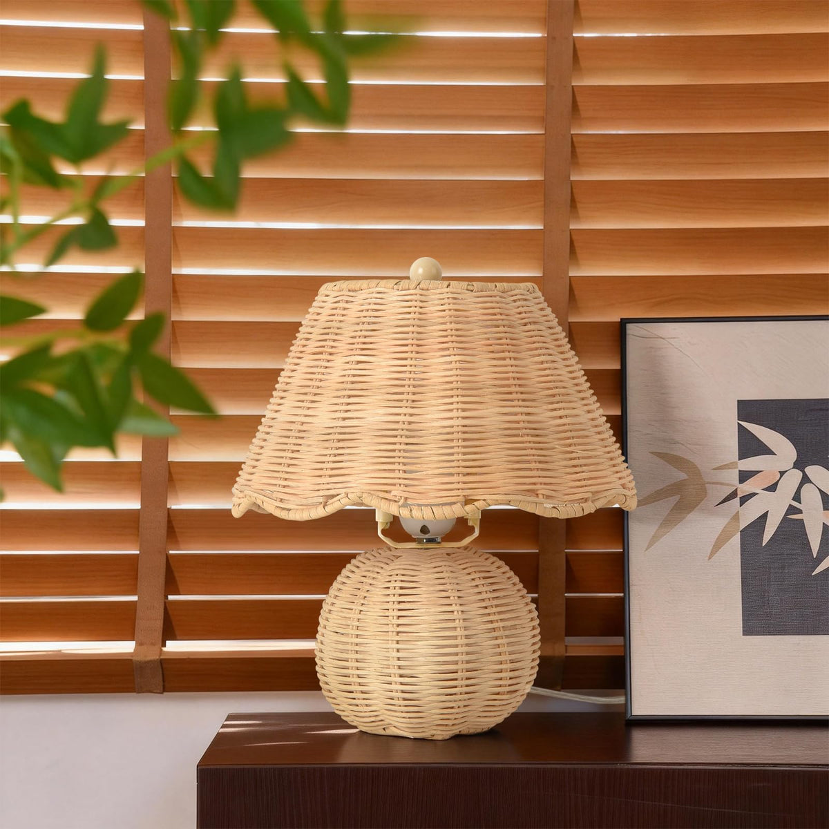 Gold Small Bedside Table Lamp for Bedroom, Brass Gold Bedroom Lamps for Nightstand, Cute Mini Table Lamps for Small Spaces with Scalloped Shade for Kitchen Counter, Bookshelf, Living Room, Kids Dorm