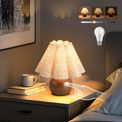 Gold Small Bedside Table Lamp for Bedroom, Brass Gold Bedroom Lamps for Nightstand, Cute Mini Table Lamps for Small Spaces with Scalloped Shade for Kitchen Counter, Bookshelf, Living Room, Kids Dorm
