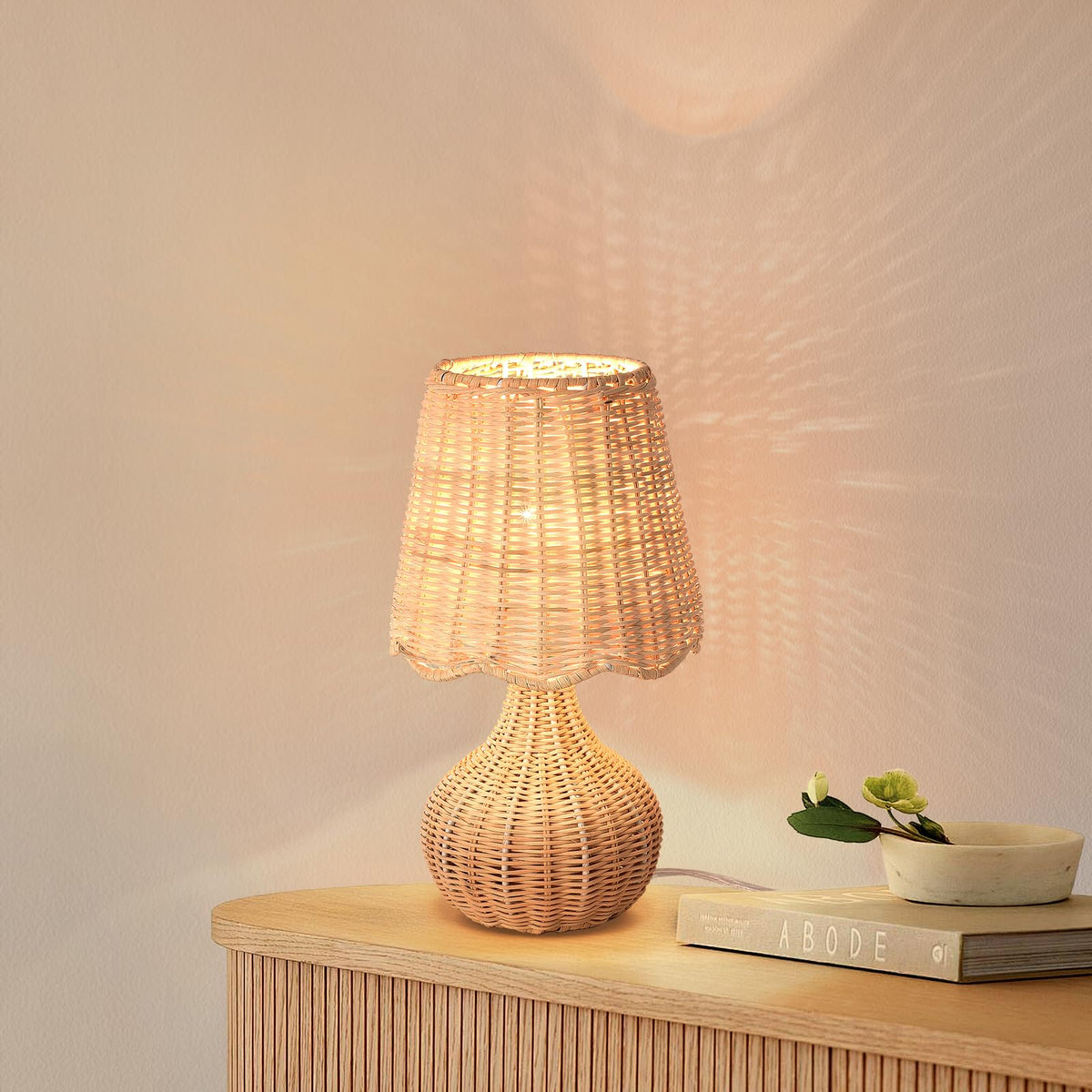 Ziqqeelam Brown Small Bedside Table Lamp for Bedroom, Farmhouse Bedroom Lamps for Nightstand, Rattan Lamp Shade Table Lamps for Small Spaces for Kitchen Counter, Home Office, Living Room, Kids Dorm