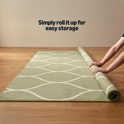 Amazon Basics Thin Indoor Area Rug, Geometric Printed Washable Home Decor Carpet for Living Room Bedroom, 4' W × 6' L, Green Geometric