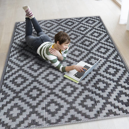SAND MINE Waterproof Outdoor Rug 5x8 ft, Plastic Reversible Rug, Modern Area Rug, Large Floor Mat for Outdoors, RV, Patio, Backyard, Deck, Picnic, Beach, Camping, Black & Beige