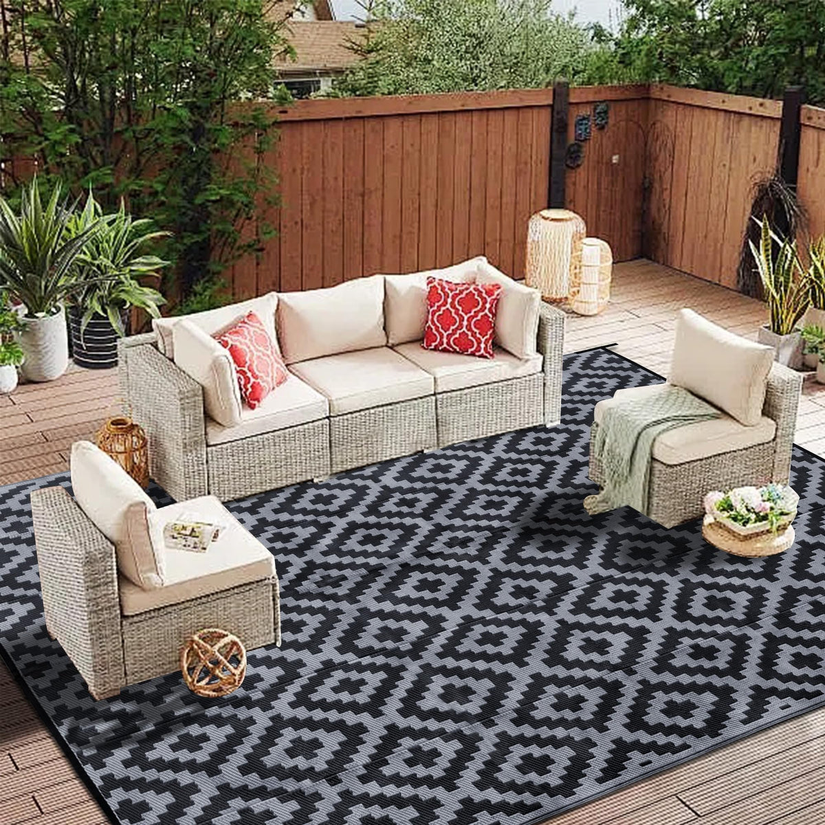 SAND MINE Waterproof Outdoor Rug 5x8 ft, Plastic Reversible Rug, Modern Area Rug, Large Floor Mat for Outdoors, RV, Patio, Backyard, Deck, Picnic, Beach, Camping, Black & Beige