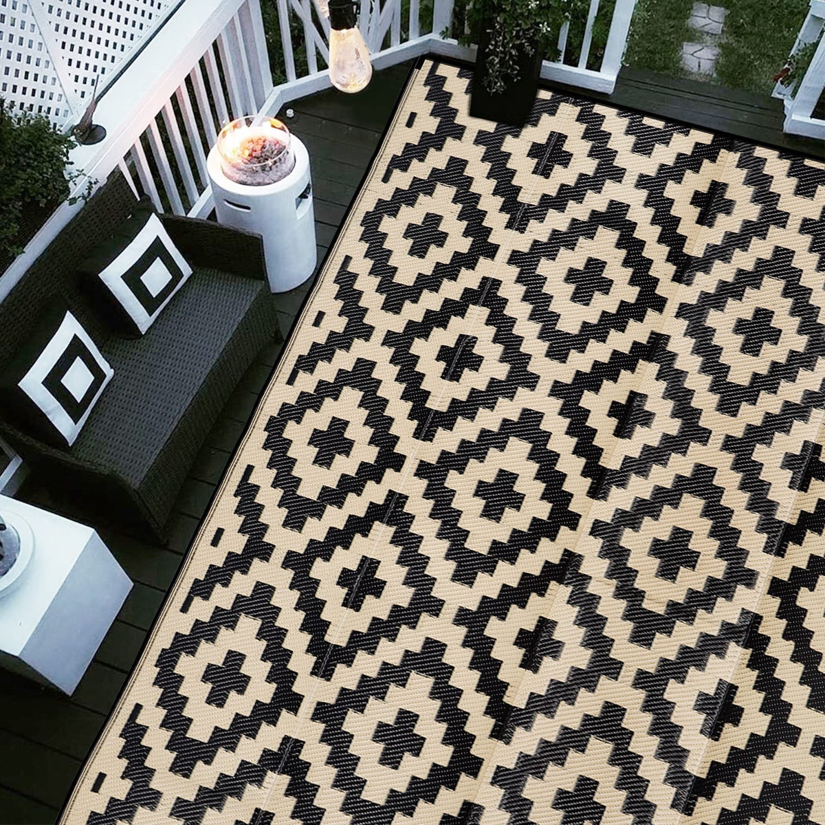 SAND MINE Waterproof Outdoor Rug 5x8 ft, Plastic Reversible Rug, Modern Area Rug, Large Floor Mat for Outdoors, RV, Patio, Backyard, Deck, Picnic, Beach, Camping, Black & Beige