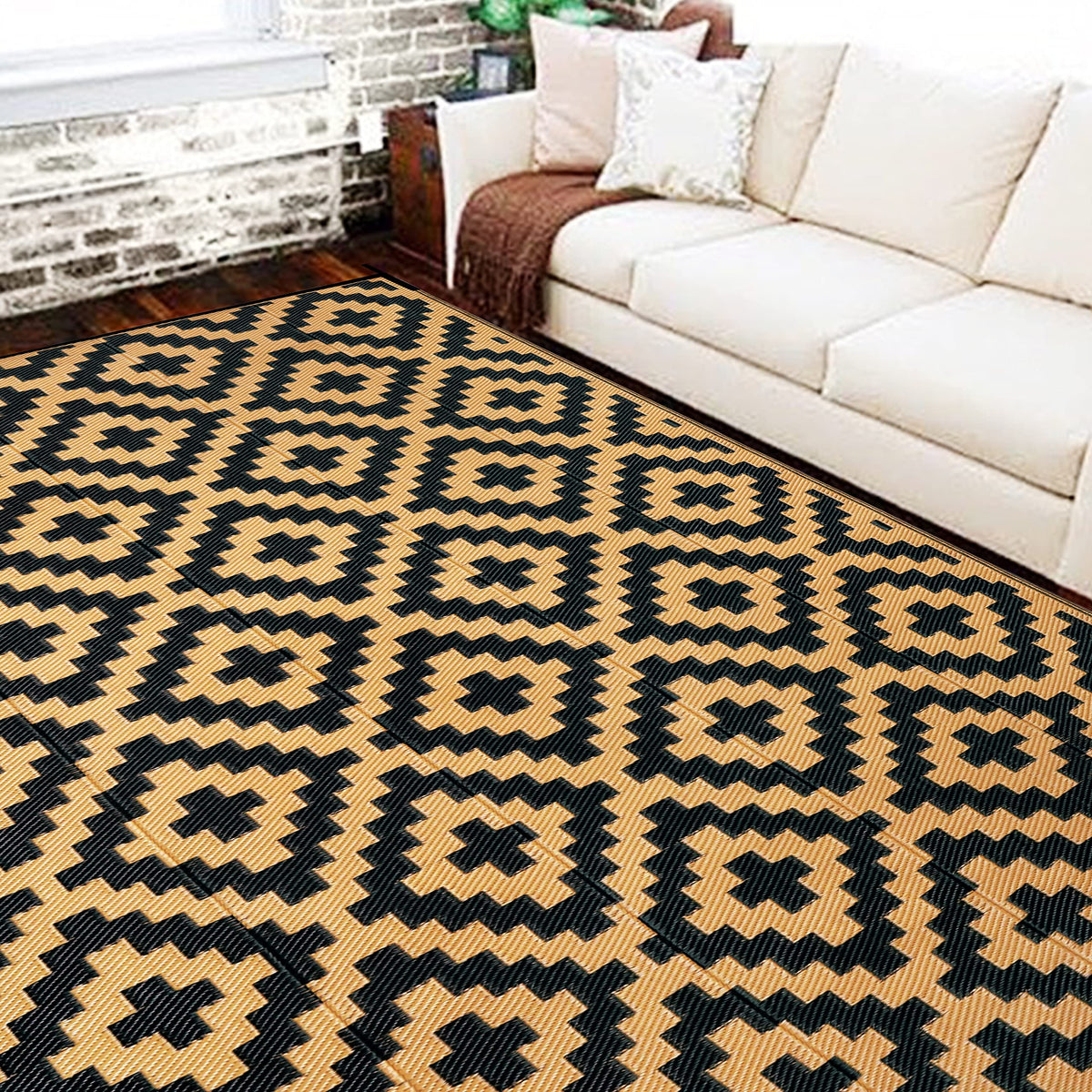 SAND MINE Waterproof Outdoor Rug 5x8 ft, Plastic Reversible Rug, Modern Area Rug, Large Floor Mat for Outdoors, RV, Patio, Backyard, Deck, Picnic, Beach, Camping, Black & Beige